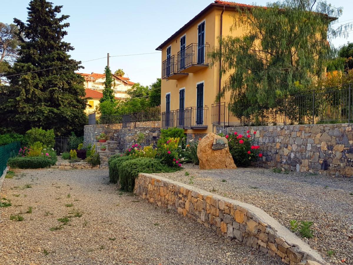 Casa Laura Vila Imperia Exterior foto